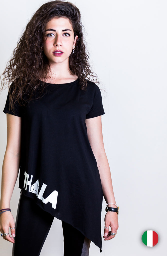 T shirt asimmetrica nera ThalaWear