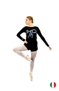 T-shirt elasticizzata con collo ampio