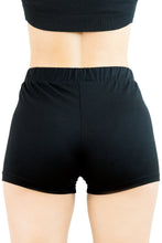 Pantaloncino contemporaneo