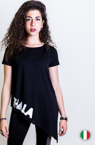 T-shirt asimmetrica nera